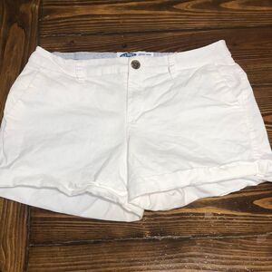 Old Navy Everyday White cuffed Shorts Size 6